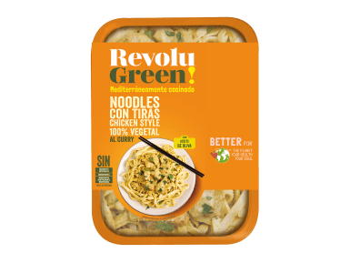 Noodles con Tiras Vegetales y Salsa Curry